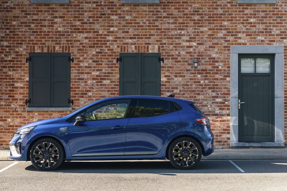 Renault Clio full hybrid E-tech