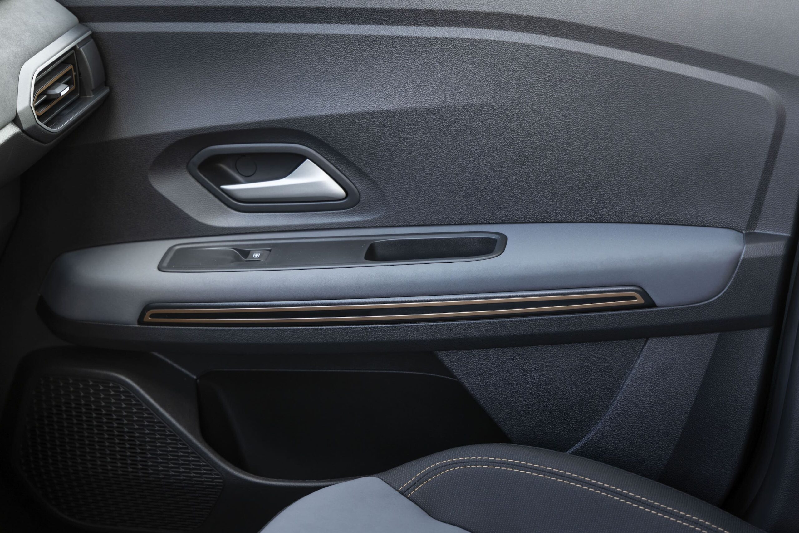 Dacia Sandero Stepway binnenkant passagiers deur