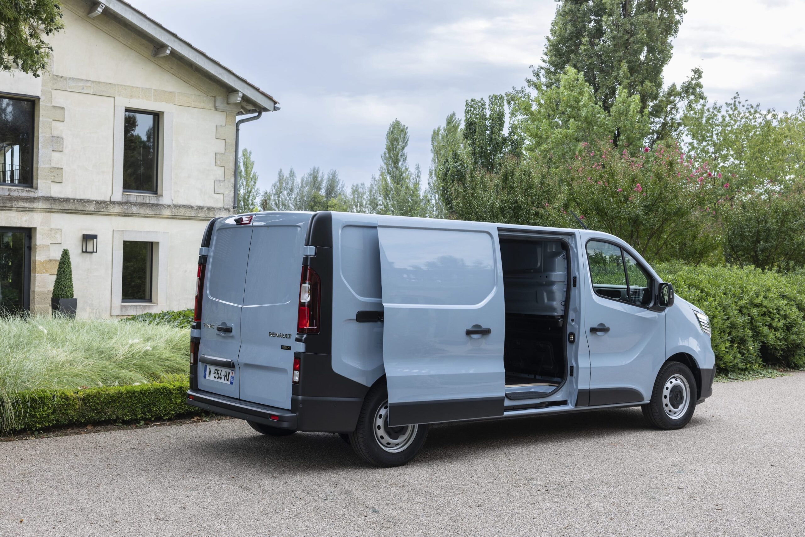 Renault Trafic zijopening