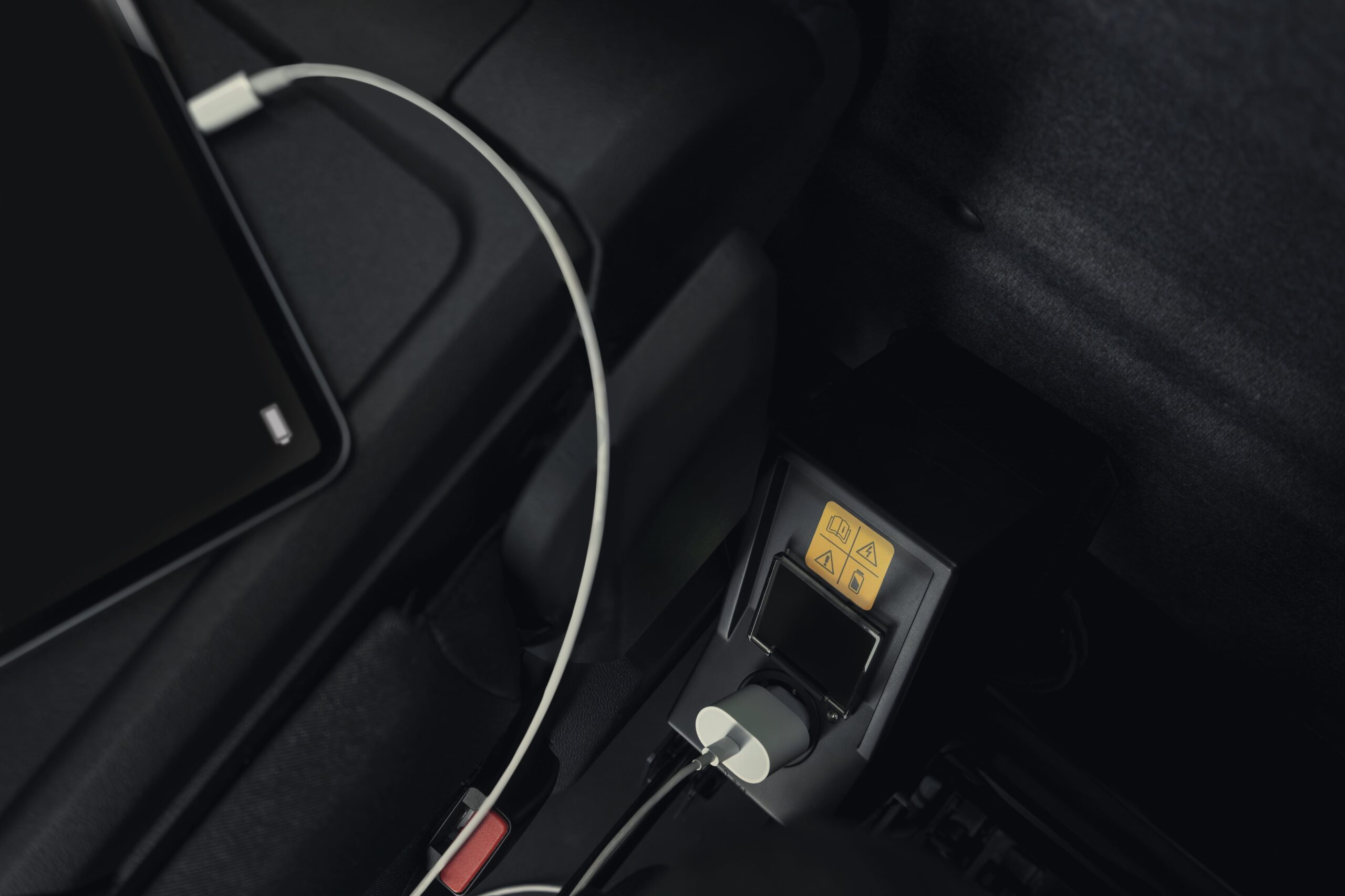 Renault Master laadkabel input