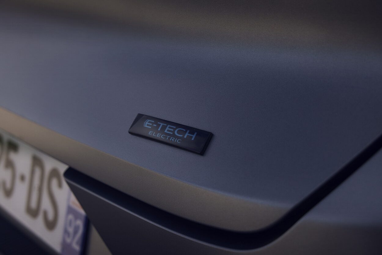Renault Scenic Esprit Alpine e-tech badge