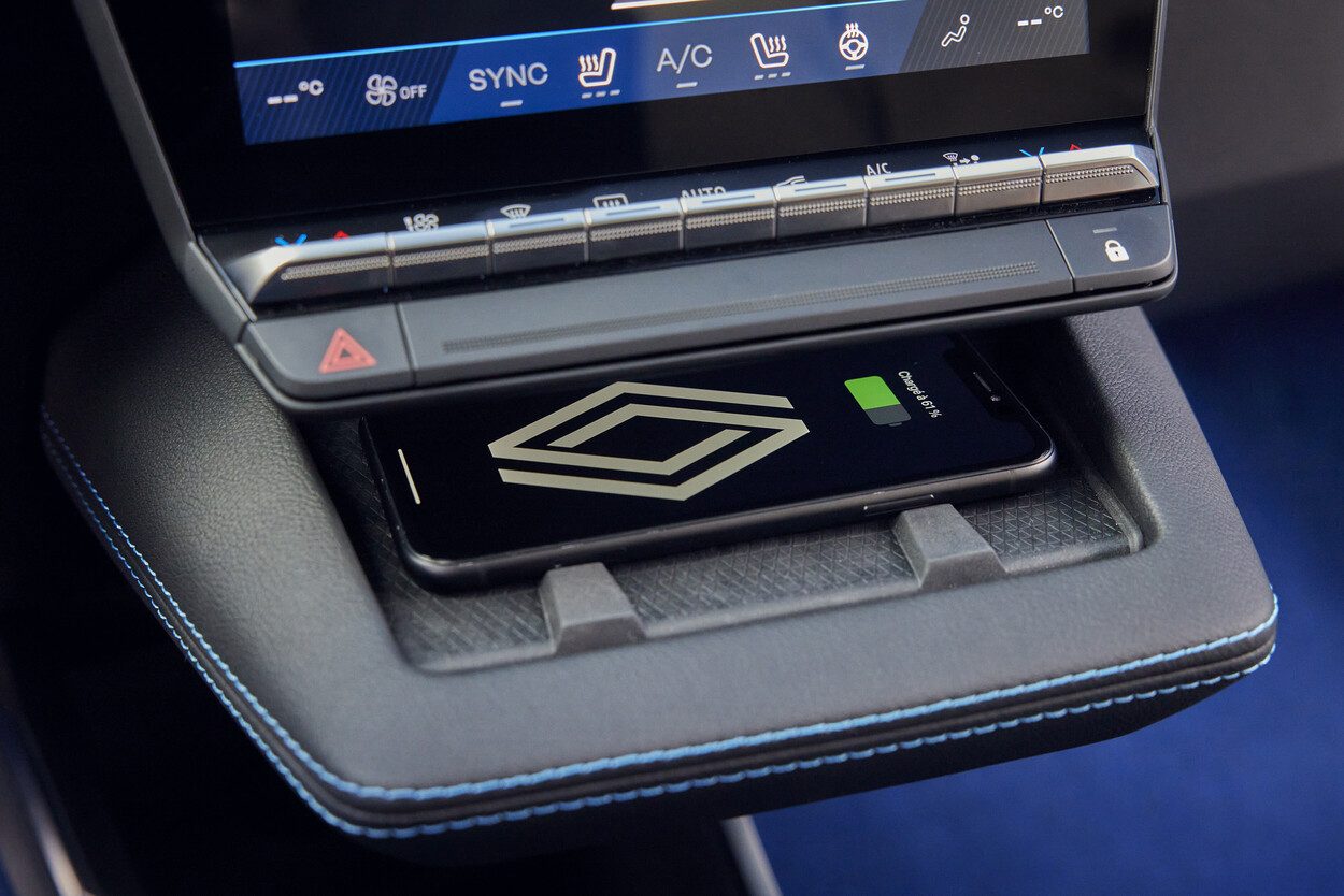 Renault Scenic draadloos opladen