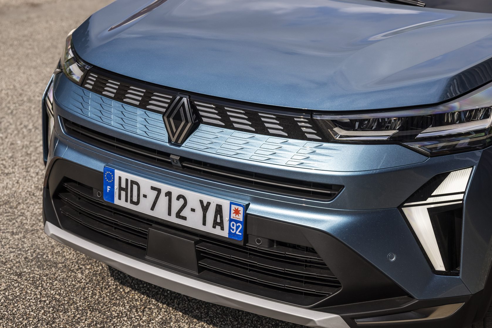 Renault Symbioz grille