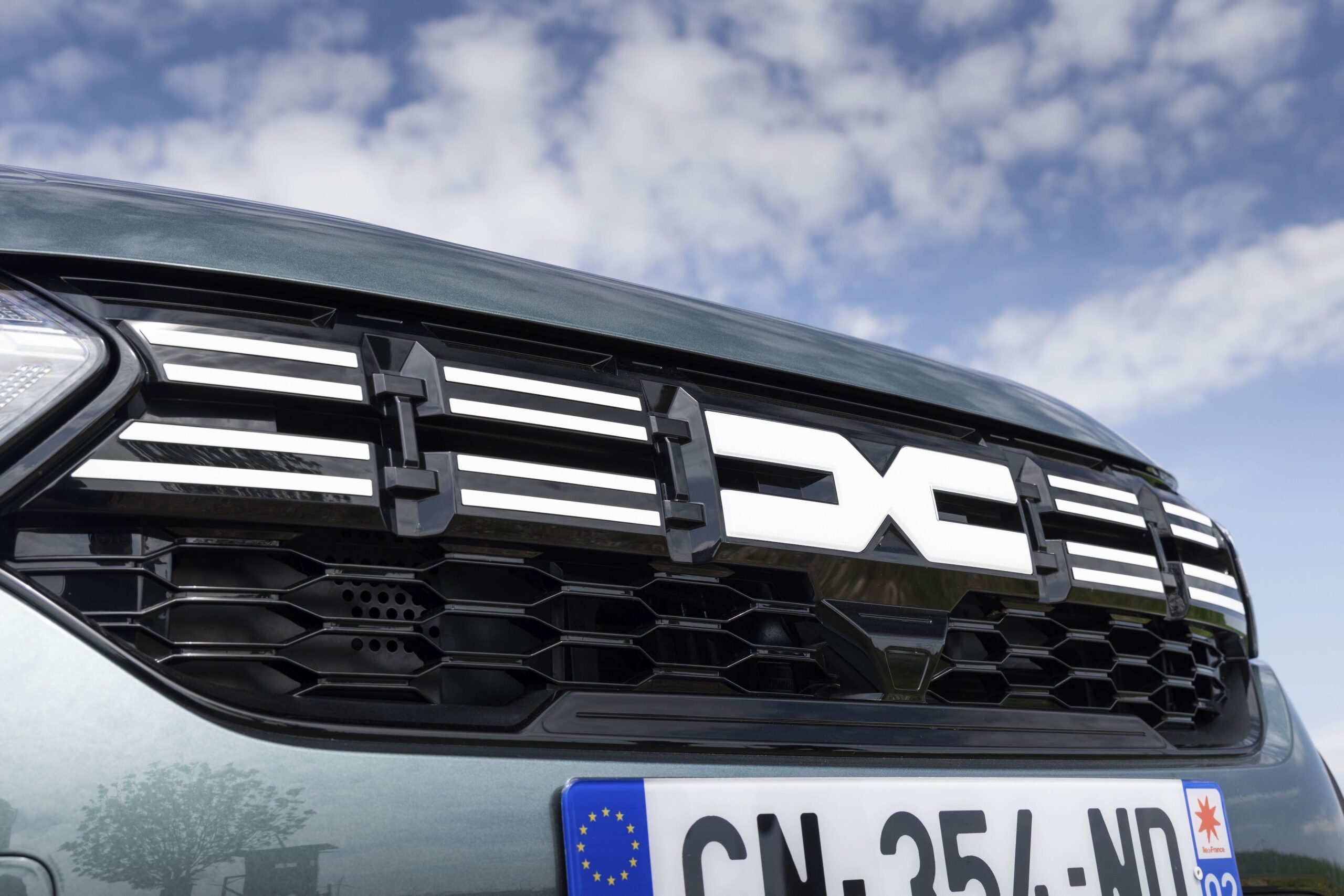 Dacia Jogger grille