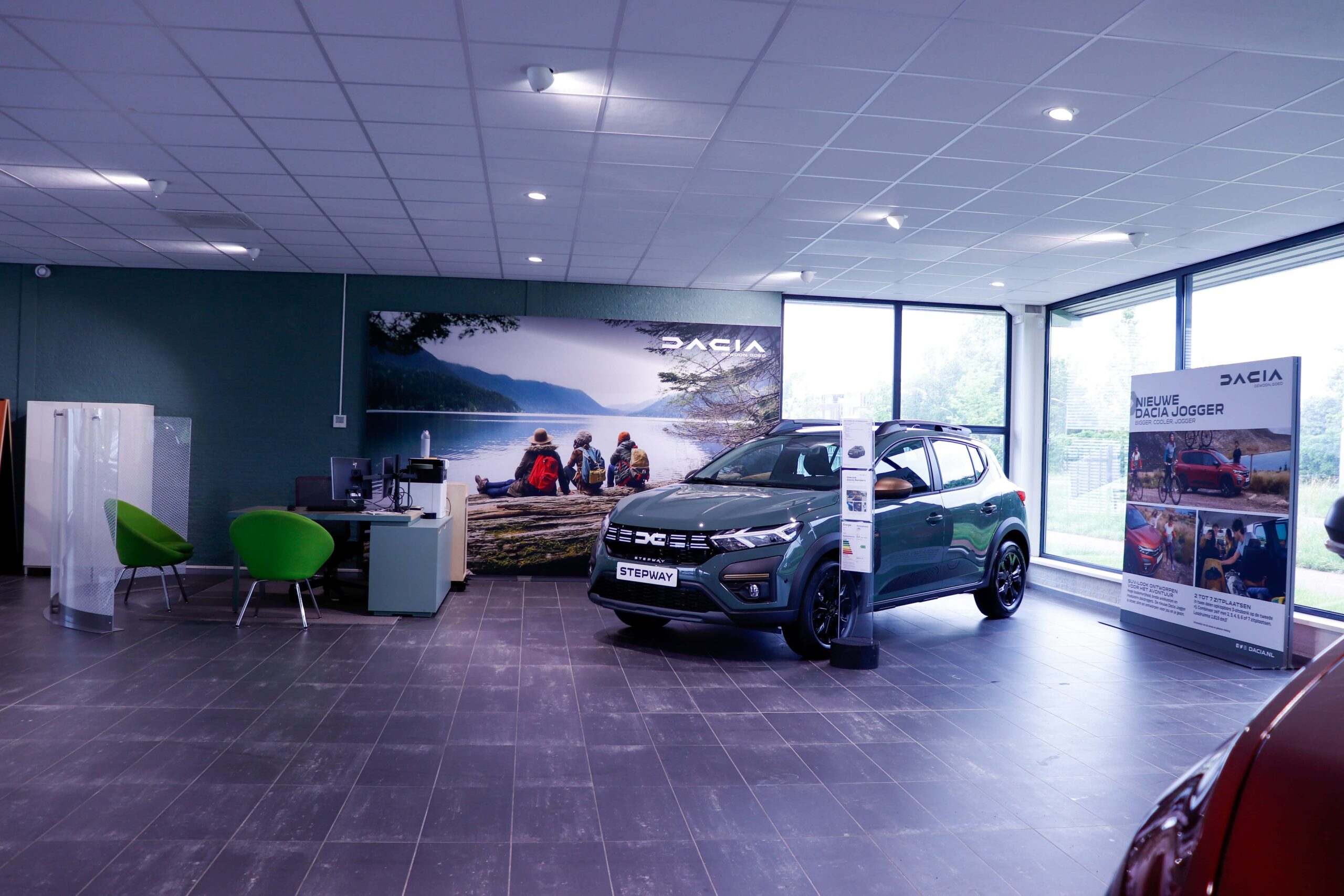 Dacia showroom Zaandam
