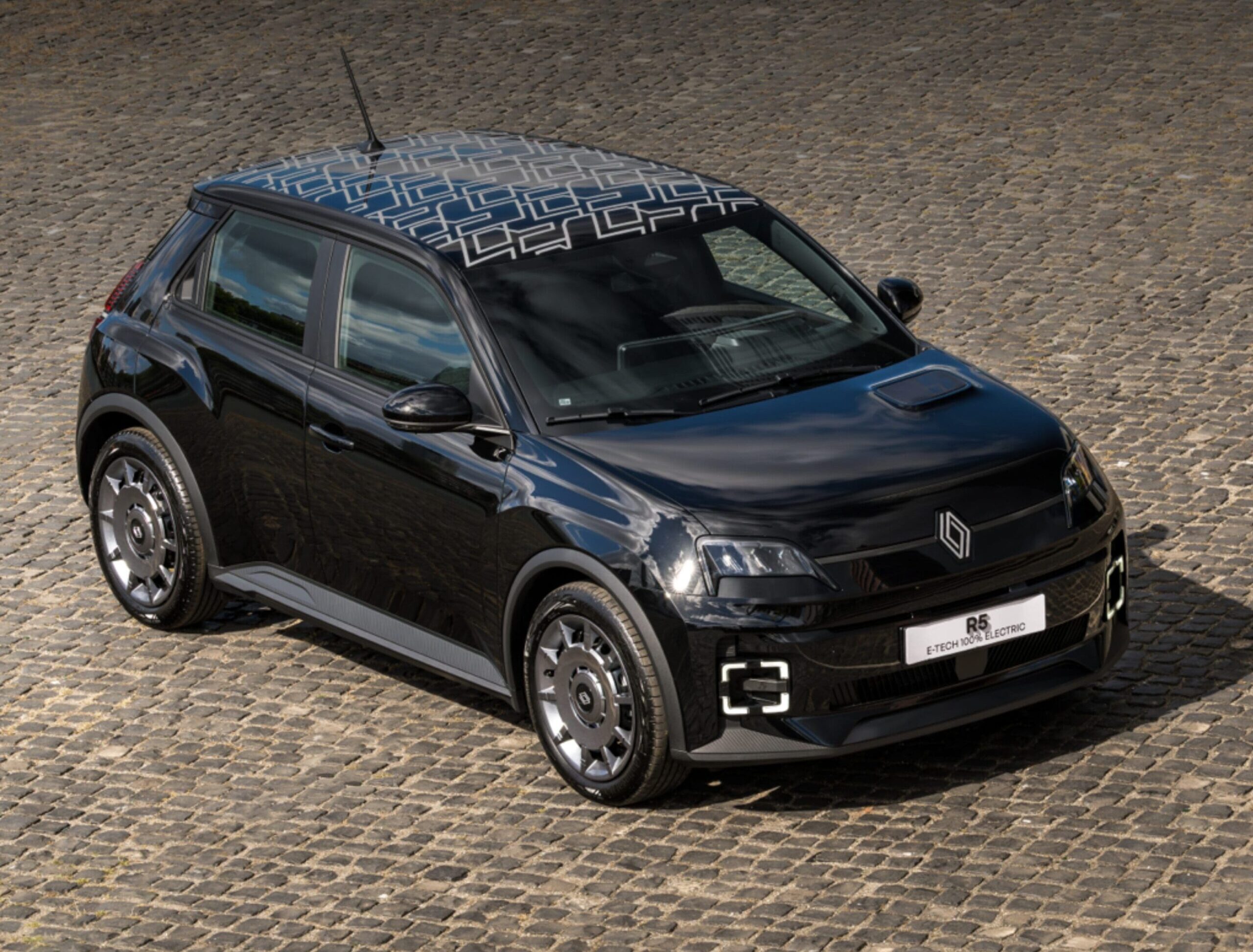 R5 Night & Day Zwart